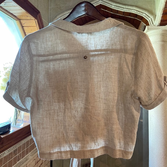 Linen Tie Crop Top - Picture 2 of 3